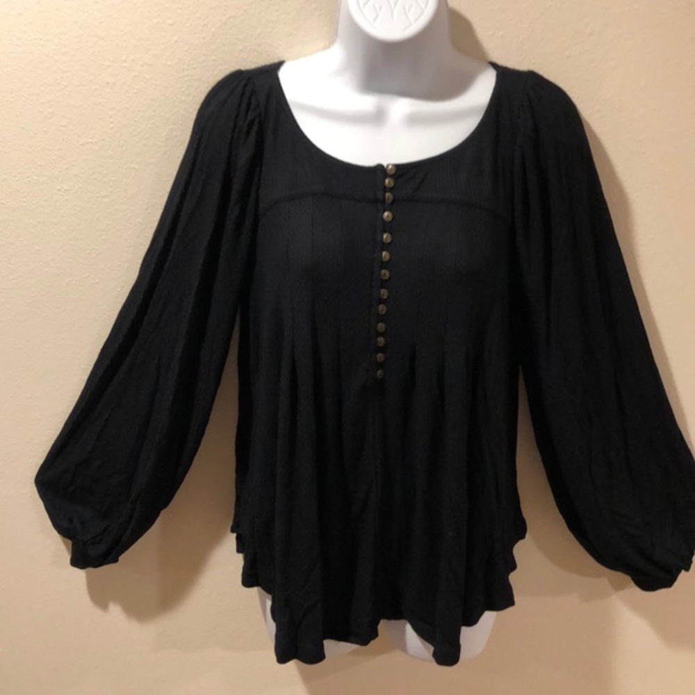 NEW Free People knit Devon peasant top fits like size Medium